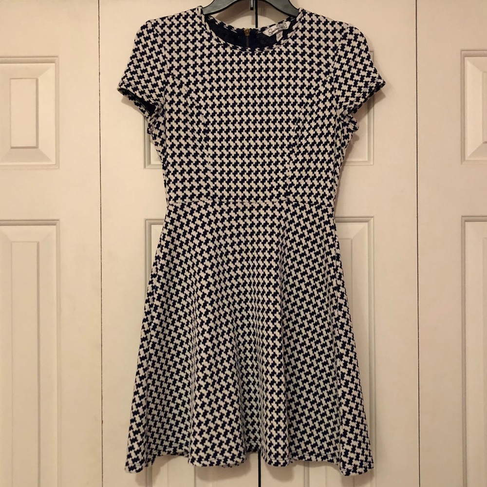 Navy and white harringbone dress size S